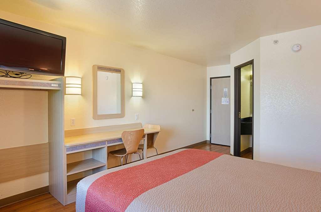 Motel 6-Fort Lupton, Co Стая снимка